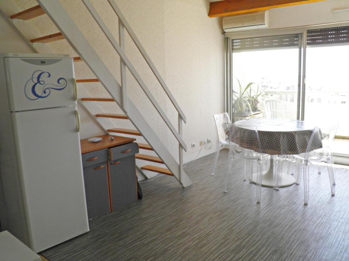 Appartement Climatise Avec Mezzanine, Terrasse Et Parking, A 200M Des Plages, Animaux Admis - Fr-1-338-123 Sete Exterior photo